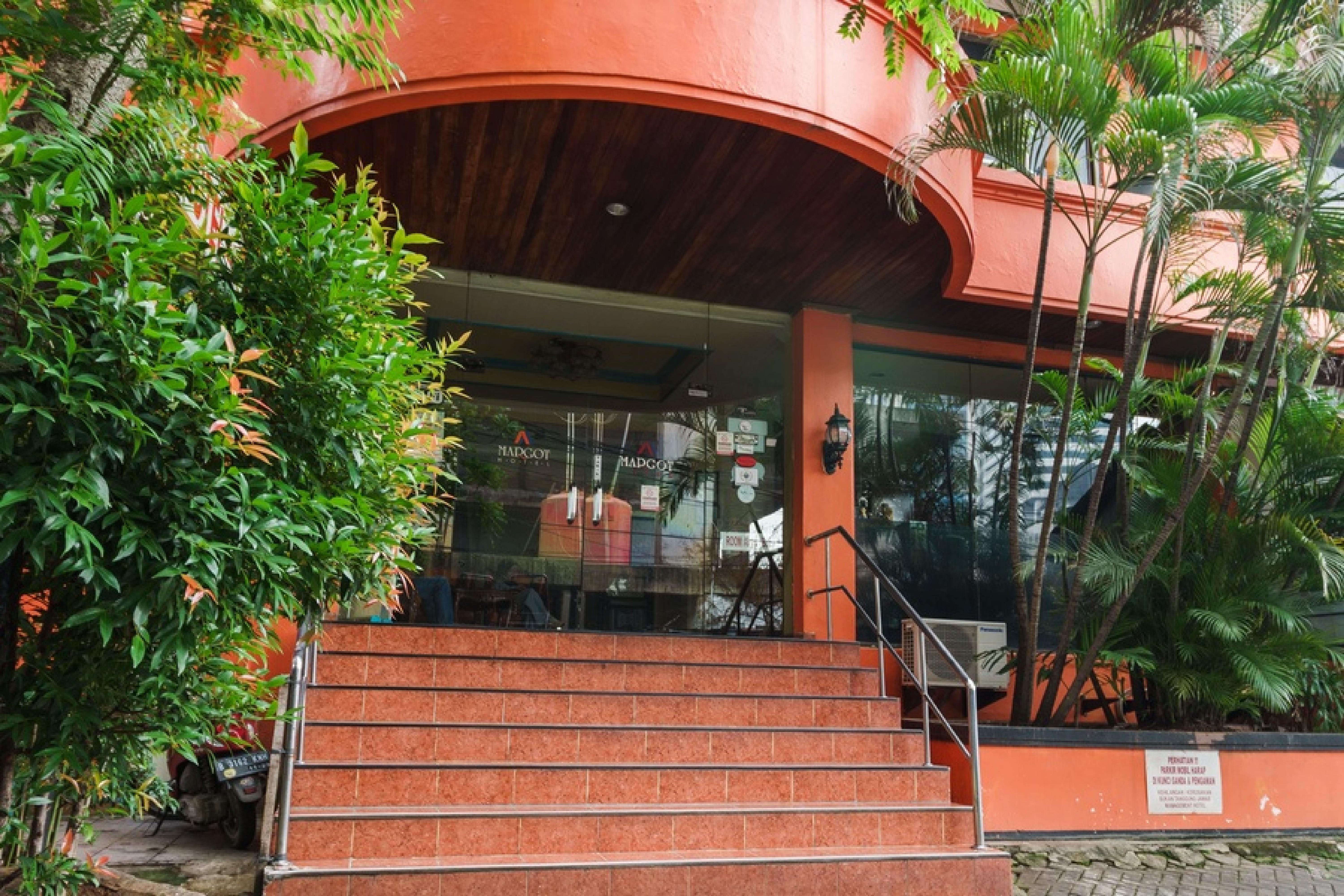 Reddoorz @ Jalan Jaksa Cakarta Dış mekan fotoğraf